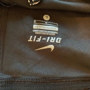 Nike Pants - Cropped Nike Dri-fit leggings Nike Pants - Cropped Nike Dri-fit leggings